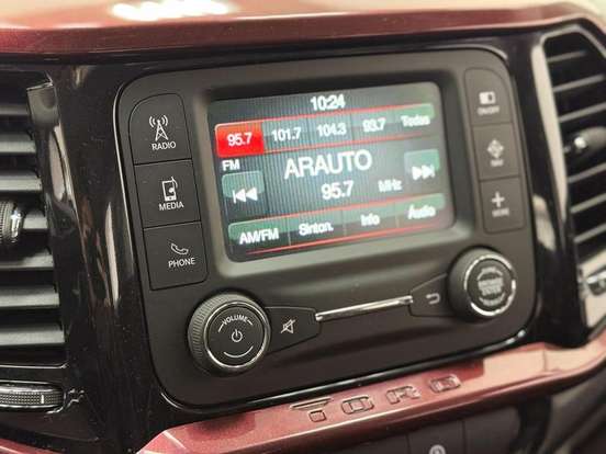 FIAT-TORO-1.8 16V EVO FLEX FREEDOM AT6 FIAT-TORO-2017
