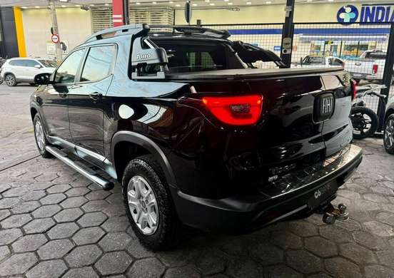FIAT-TORO-2016
