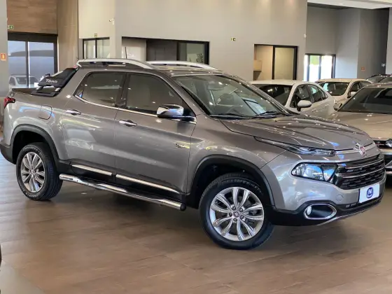 FIAT TORO 2.0 16V TURBO DIESEL RANCH 4WD AT9