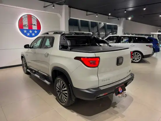 FIAT-TORO-2023