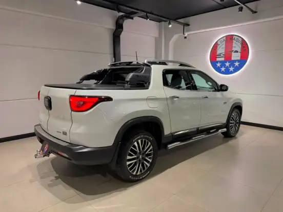 FIAT-TORO-2023