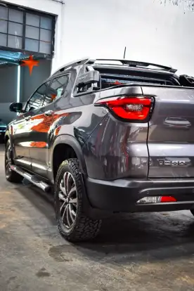 FIAT-TORO-2023