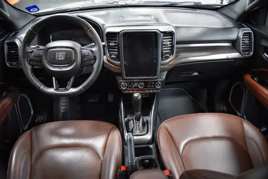 FIAT-TORO-2023