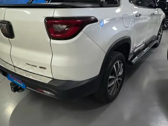 FIAT-TORO-2.0 16V TURBO DIESEL VOLCANO 4WD AT9 FIAT-TORO-2019