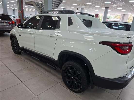 FIAT-TORO-2.0 16V TURBO DIESEL ULTRA 4WD AT9 FIAT-TORO-2021