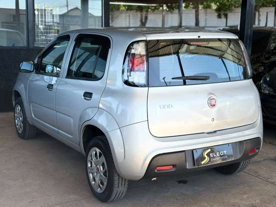 FIAT-UNO-2021