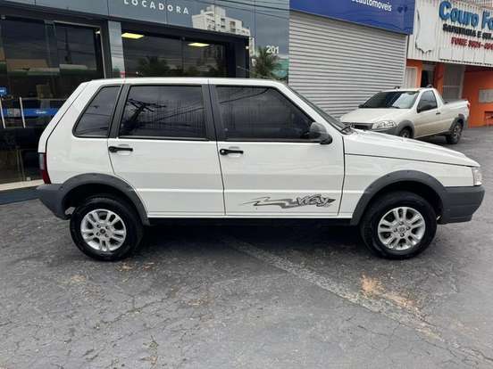 FIAT-UNO-2013