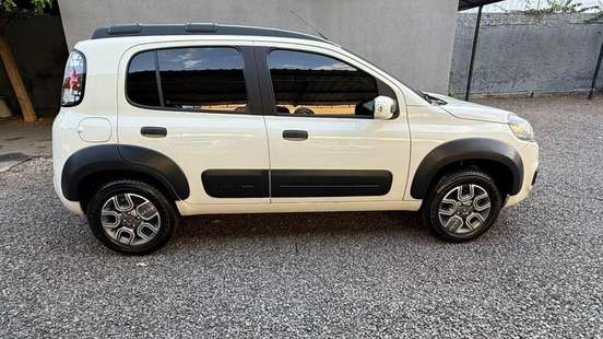FIAT-UNO-1.4 EVO WAY 8V FLEX 4P MANUAL FIAT-UNO-2014