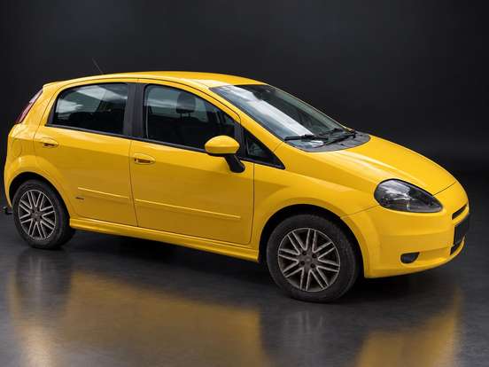 FIAT-PUNTO-2011