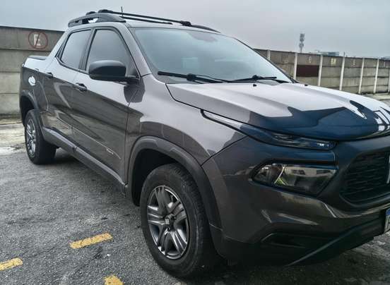 FIAT-TORO-2023