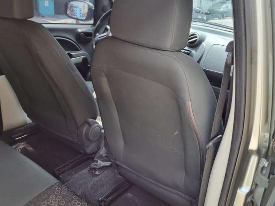 FIAT-UNO-1.0 EVO VIVACE 8V FLEX 4P MANUAL FIAT-UNO-2011