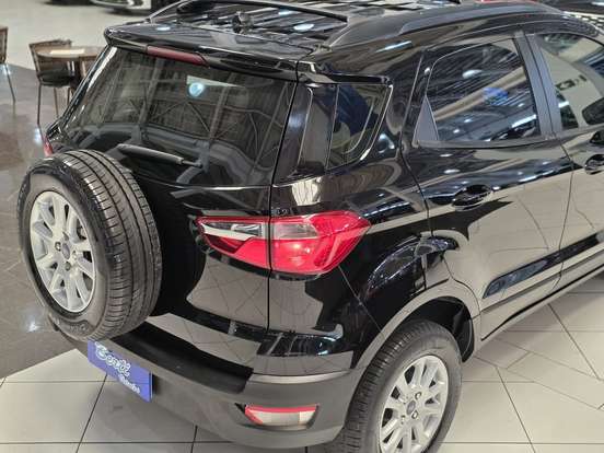FORD-ECOSPORT-2020