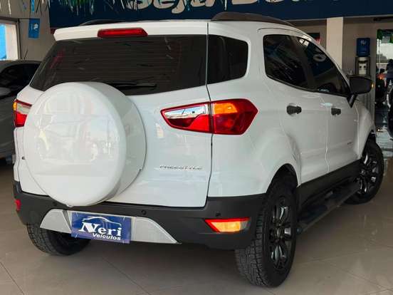 FORD-ECOSPORT-2013