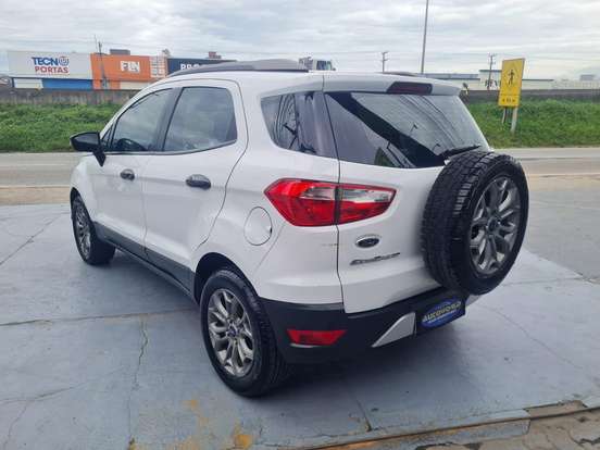 FORD-ECOSPORT-2013