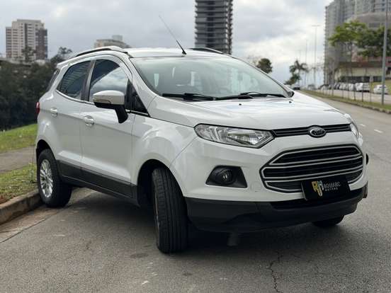 FORD-ECOSPORT-2016