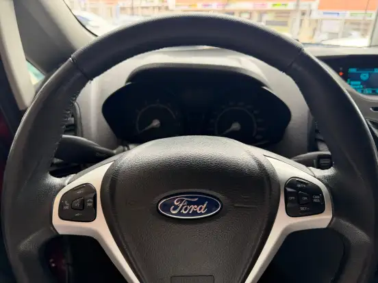 FORD-ECOSPORT-2015