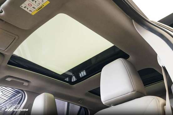 FORD-EDGE-2012