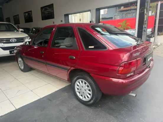 FORD-ESCORT-1997