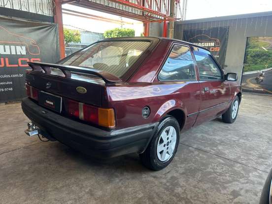 FORD-ESCORT-1.6 L 8V ÁLCOOL 2P MANUAL FORD-ESCORT-1992