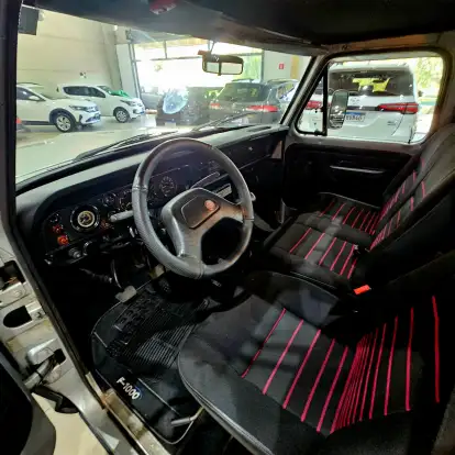 FORD-F-1000-1987