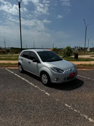 FORD FIESTA 1.0 ROCAM HATCH 8V FLEX 4P MANUAL