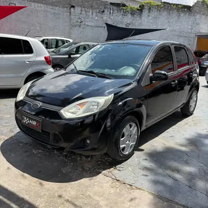 FORD-FIESTA-2010