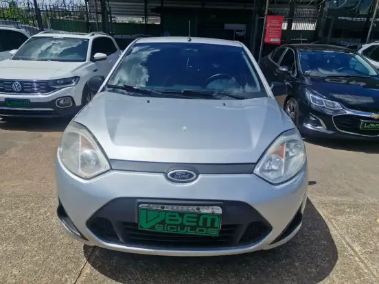 FORD-FIESTA-2014