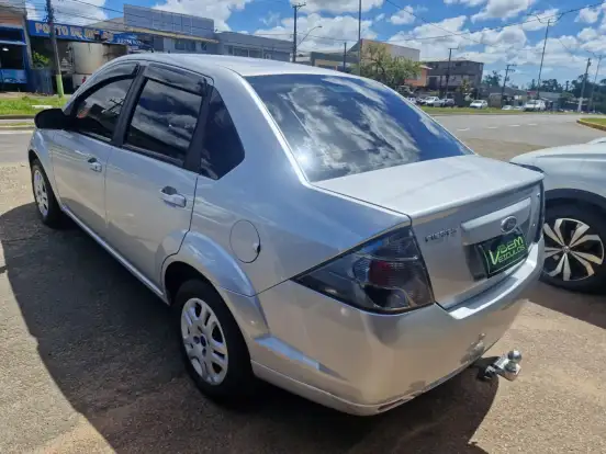 FORD-FIESTA-2014