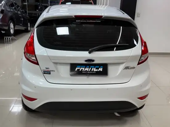 FORD-FIESTA-1.6 SE HATCH 16V FLEX 4P POWERSHIFT FORD-FIESTA-2014