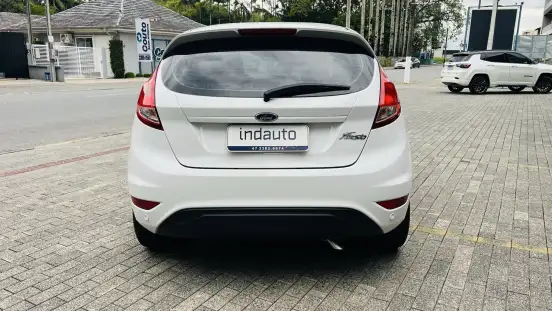 FORD-FIESTA-2018