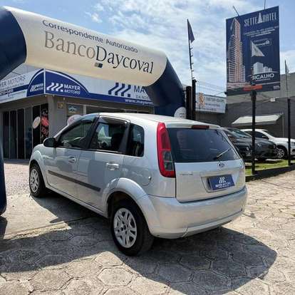 FORD-FIESTA-2014