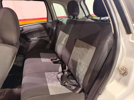 FORD-FIESTA-2013