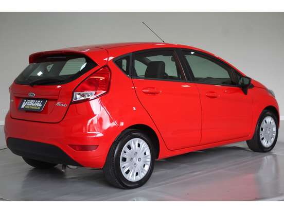 FORD-FIESTA-2016