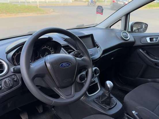 FORD-FIESTA-1.5 SE HATCH 16V FLEX 4P MANUAL FORD-FIESTA-2014