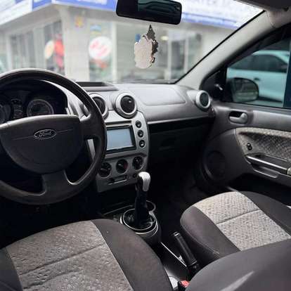 FORD-FIESTA-2012