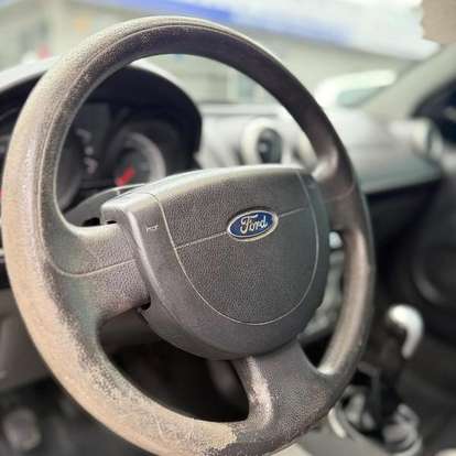 FORD-FIESTA-2012