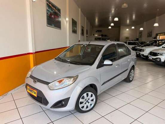 FORD-FIESTA-2013
