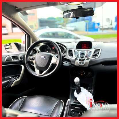 FORD-FIESTA-2012