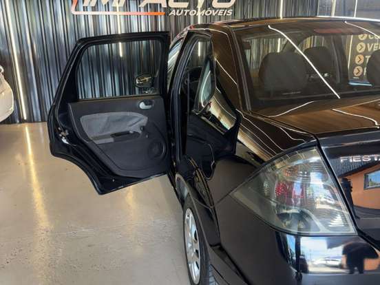 FORD-FIESTA-1.6 SE SEDAN 16V FLEX 4P MANUAL FORD-FIESTA-2013