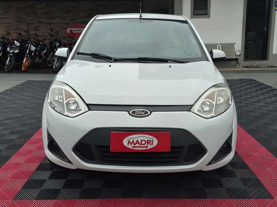 FORD-FIESTA-2013