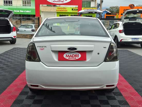 FORD-FIESTA-1.6 SE SEDAN 16V FLEX 4P MANUAL FORD-FIESTA-2013