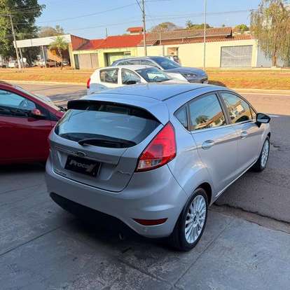FORD-FIESTA-2013