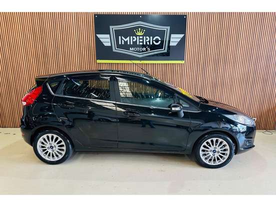 FORD-FIESTA-1.6 TITANIUM HATCH 16V FLEX 4P POWERSHIFT FORD-FIESTA-2016