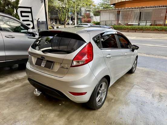 FORD-FIESTA-2018
