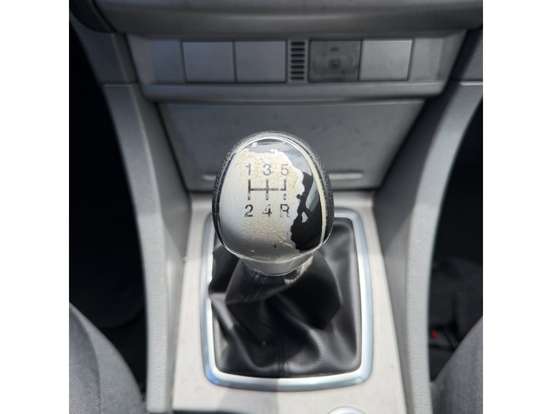 FORD-FOCUS-2011