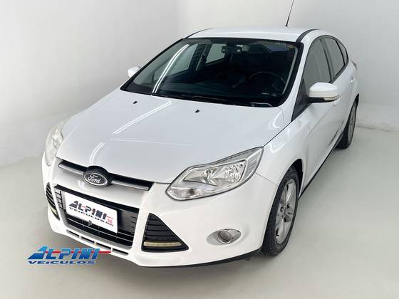 FORD FOCUS 1.6 SE HATCH 16V FLEX 4P POWERSHIFT