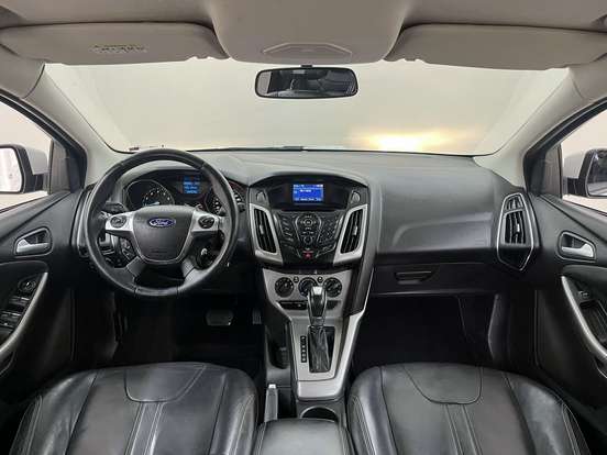 FORD-FOCUS-2013