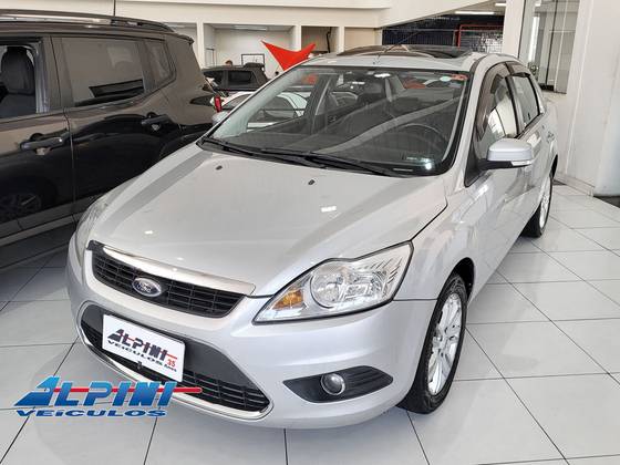 FORD FOCUS 2.0 GHIA SEDAN 16V FLEX 4P AUTOMÁTICO