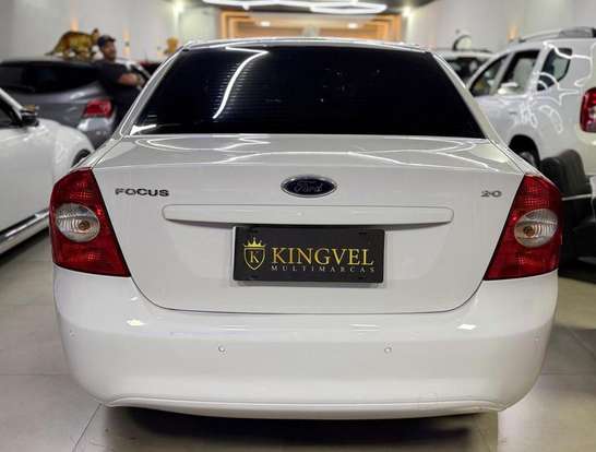 FORD-FOCUS-2013