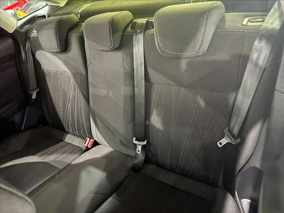 FORD-FOCUS-2015